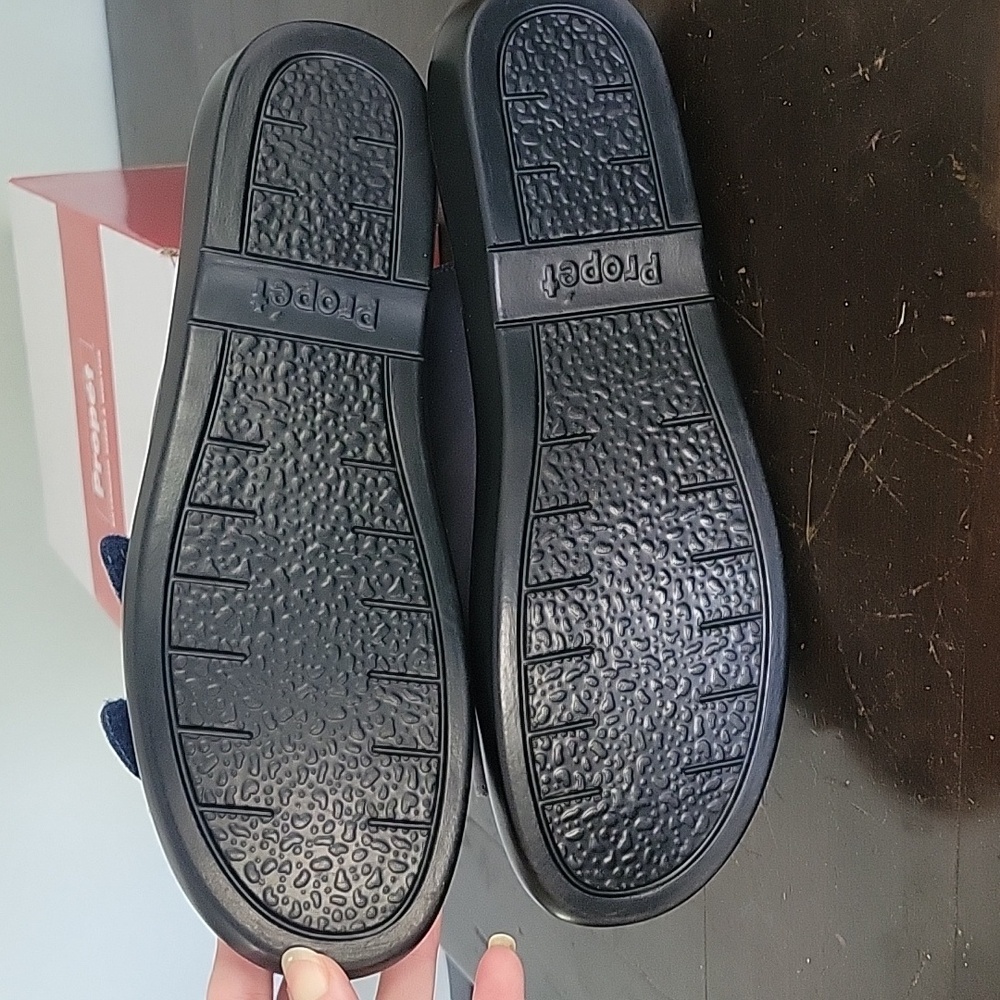 NIB Propet Breeze Leather Slingback Sandals - Picture 2 of 4